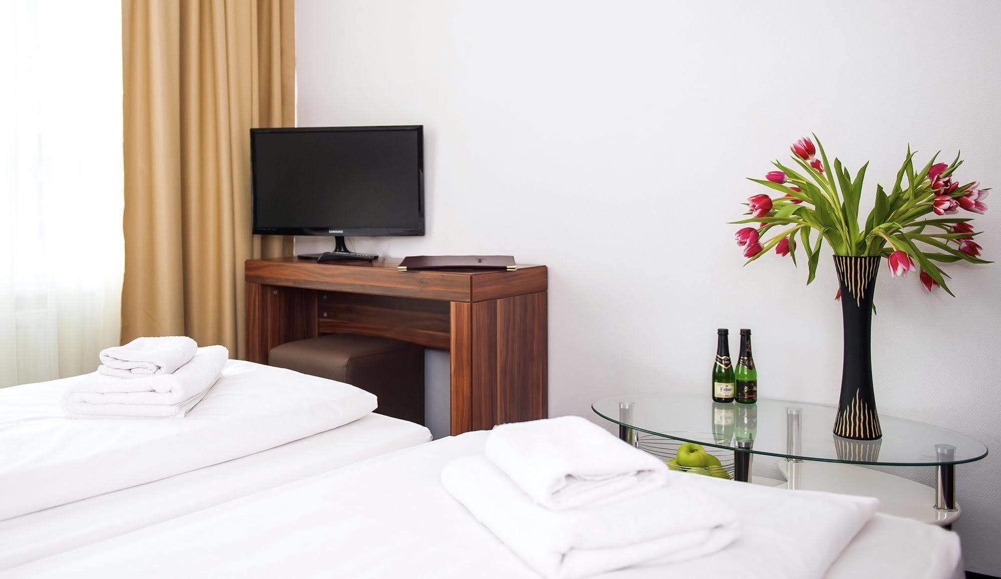 Aparthotel Christie Berlin Zewnętrze zdjęcie